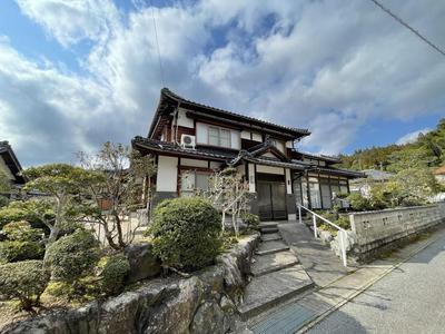 Spacious 7DK Traditional House in Misasa Onsen Area — Image 1, Misasa, Tottori