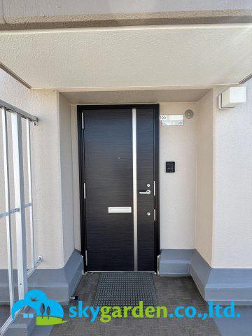 Spacious 2LDK Apartment in Hadano with Large Balcony — Image 3, Hadano, Kanagawa