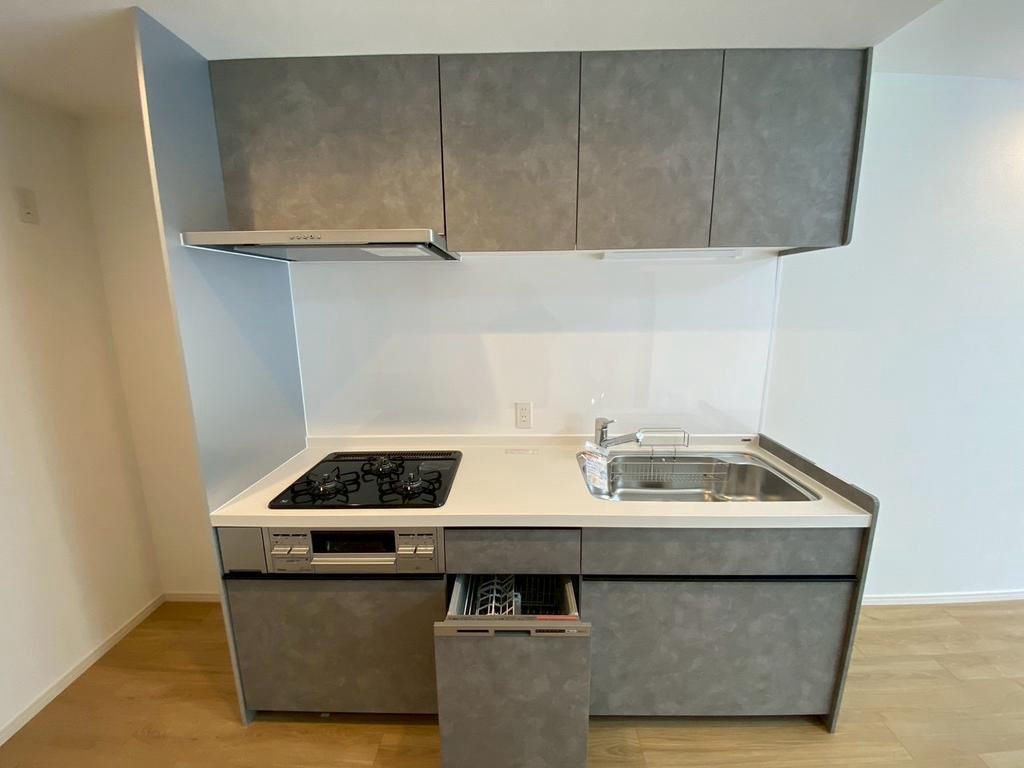 3LDK Apartment in Fukuoka's Chuo Ward - Green Mansion Kozasa - Thumbnail 3