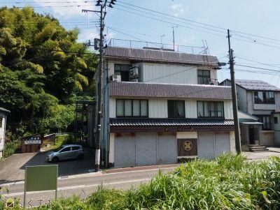Former Akasakaya Restaurant Property in Mitsuke City — Image 1, Mitsuke, Niigata