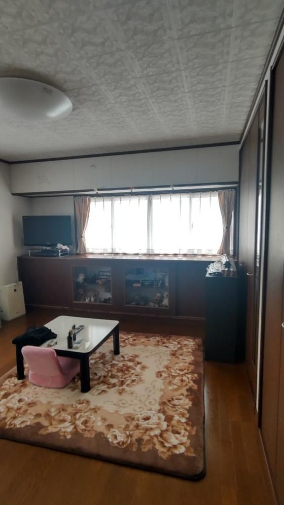 Spacious 7LDK House in Inagi City, Tokyo - Thumbnail 3