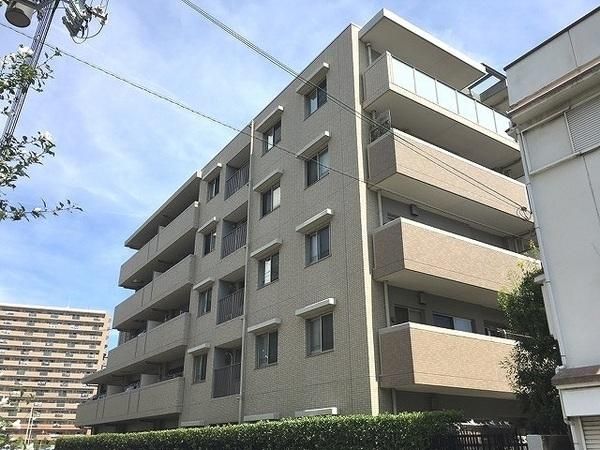 Park Homes Hirakata 3LDK Apartment for Sale in Osaka - Thumbnail 3
