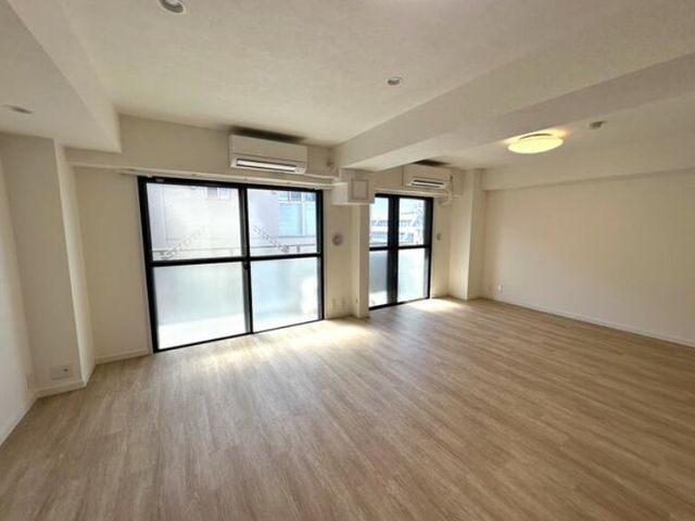 Top-floor corner apartment near Hiratsuka Station - Thumbnail 4