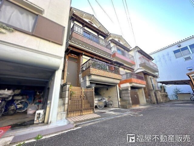 4DK House in Neyagawa with Parking | 88.81㎡ Family Home - Thumbnail 2