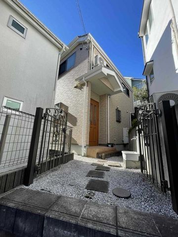 4LDK House in Yokohama Tsurumi Ward with Parking - Thumbnail 4