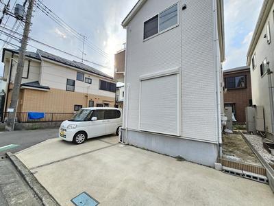 3LDK Detached House with Solar Power in Niiza, Saitama — Image 1, Niiza, Saitama
