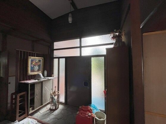 6DK Wooden Bungalow with Large Garden for Sale in Shunan, Yamaguchi - Thumbnail 3