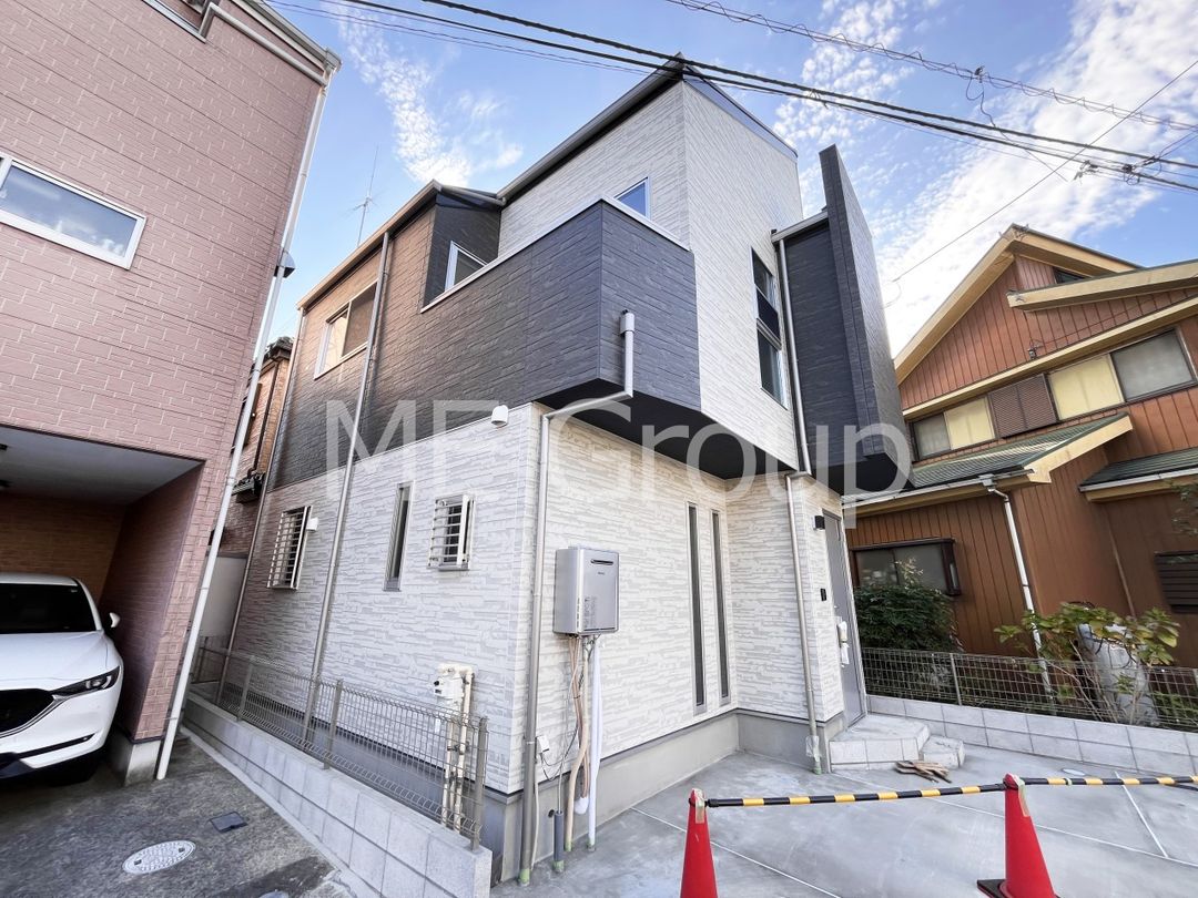 New 2DK House for Sale in Nagareyama, Chiba - Ample Storage - Thumbnail 3
