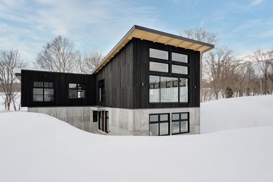 4-Bedroom New Build House in Niseko, Hokkaido for Sale - Thumbnail 3