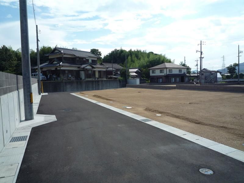 Land for Sale in Asakuchi, Okayama - Emus Garden Rokujo-in Naka - Thumbnail 2