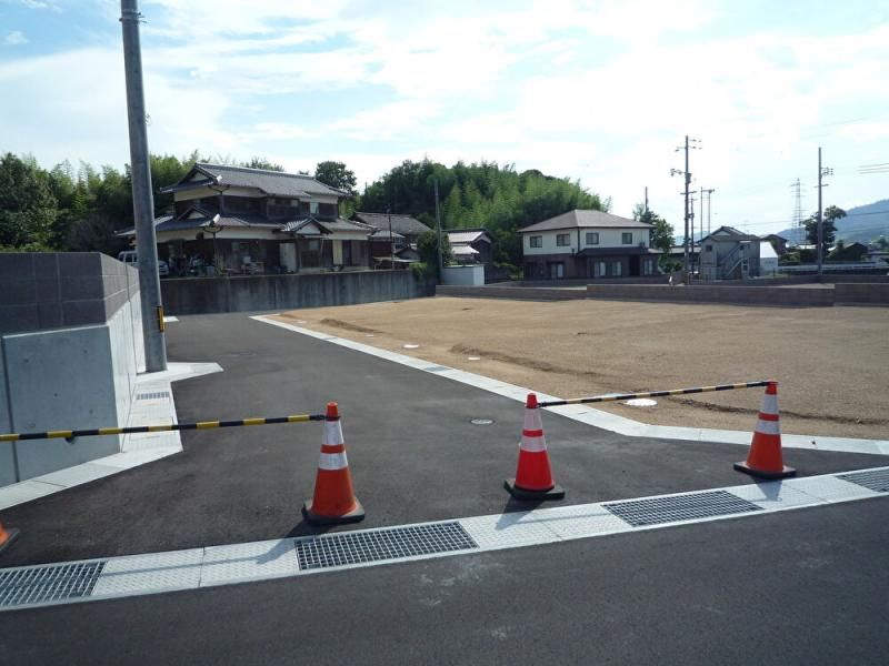 Land for Sale in Asakuchi, Okayama - Emus Garden Rokujo-in Naka - Image 1