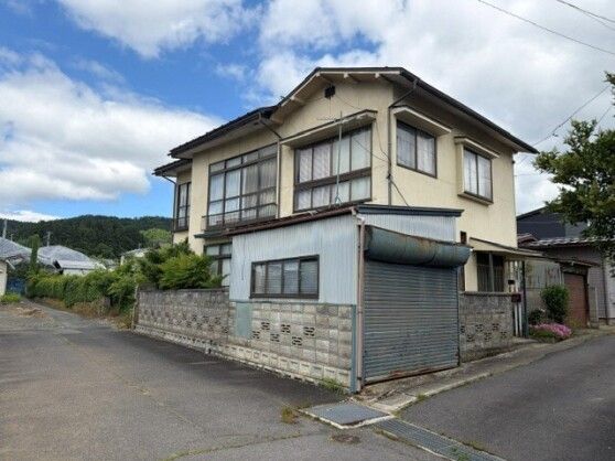 6K House for Sale in Nanyo City, Yamagata - Thumbnail 2