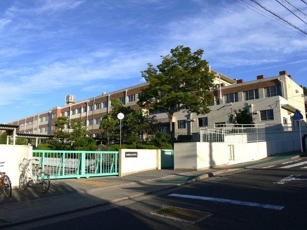 New 3LDK House for Sale in Tempaku, Nagoya with Garden & 3 Parking - Thumbnail 3