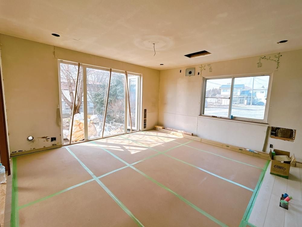 Renovated 4LDK House with 3 Car Parking in Misawa, Aomori - Thumbnail 3