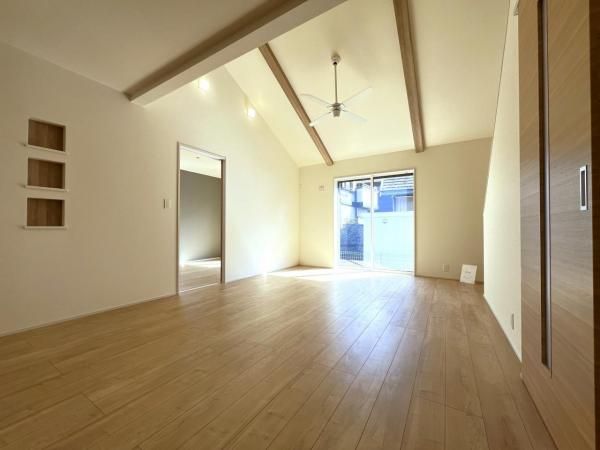 New 4LDK House in Utsunomiya with Solar Power and Seismic Design - Thumbnail 4