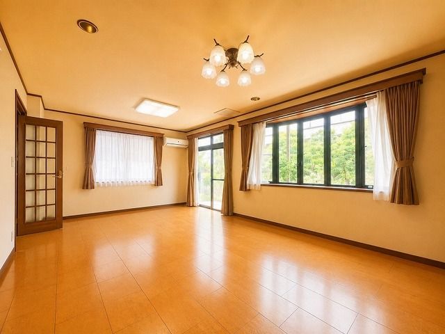 5SDK House for Sale in Nerima, Tokyo – 139m² - Thumbnail 2