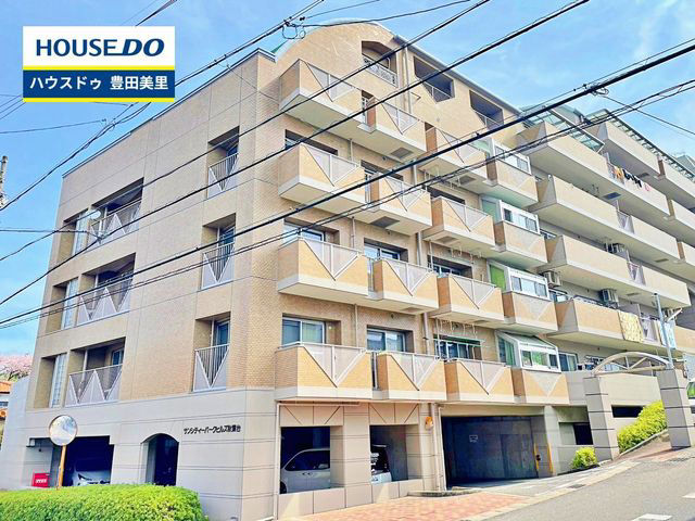 4LDK Apartment in Toyota City with South-Facing Balcony - Thumbnail 2