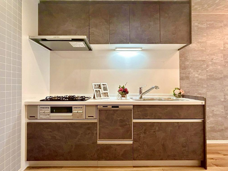 Renovated 3LDK Apartment Near Tsuruhashi Station, Osaka - Thumbnail 3