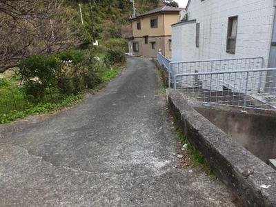 A used villa with a sea view in Shirahama, Shimoda City S1861SH | A used detached house in Shimoda City, 20 minutes by bus from Izukyu Shimoda Station on the Izukyu Line, 2 minutes walk from Isshikiguchi (Property number: 3331188-0000048) — Image 2, Shimoda, Shizuoka