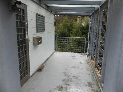 A used villa with a sea view in Shirahama, Shimoda City S1861SH | A used detached house in Shimoda City, 20 minutes by bus from Izukyu Shimoda Station on the Izukyu Line, 2 minutes walk from Isshikiguchi (Property number: 3331188-0000048) — Image 3, Shimoda, Shizuoka