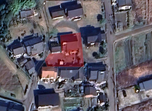126 Tsubo Land Plot with Old House in Satsumasendai, Kagoshima - Thumbnail 3