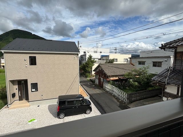 New 3LDK House in Tottori City with EV Charging & South Balcony - Thumbnail 2
