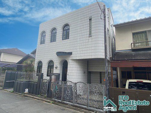 Land for Sale in Kyoto's Kita Ward with Old House | 78 Tsubo - Thumbnail 3