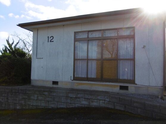 Compact 1LK House with Mountain & Sea Views in Ofunato, Iwate - Thumbnail 2