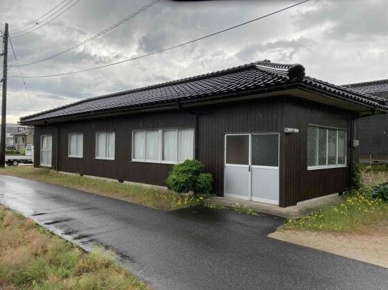 2K Wooden House for Sale in Hokuei, Tottori - 86.73m² - Thumbnail 2