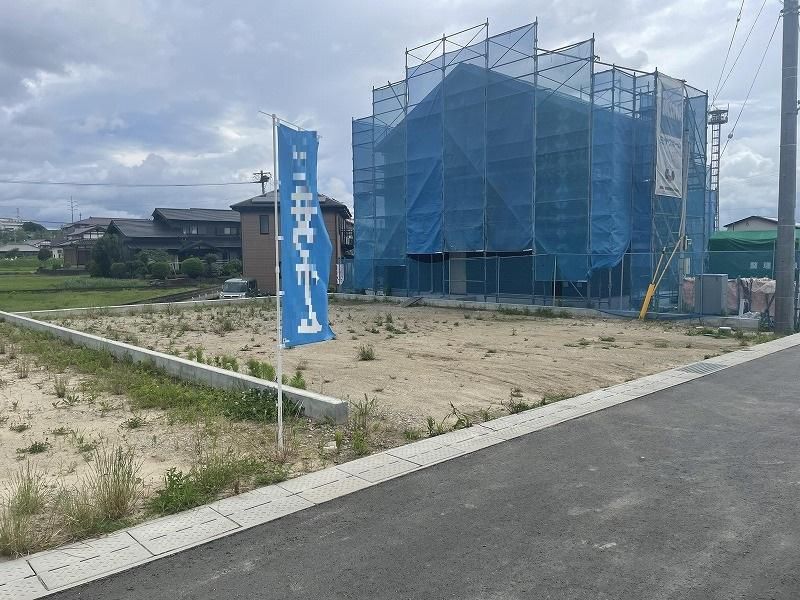 Build-to-Suit Land Plots in Garden Villa Kiyama, Saga - Thumbnail 2