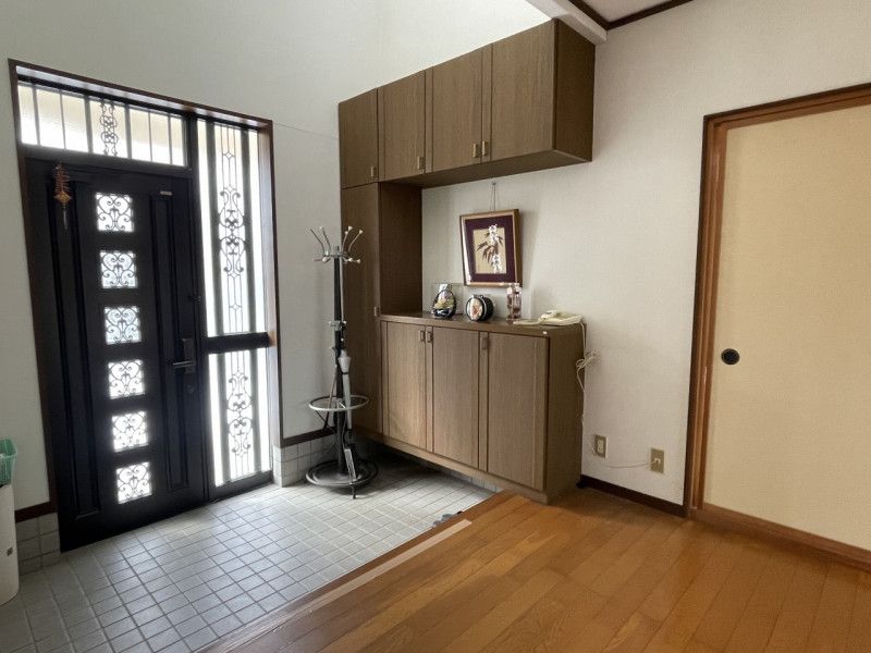 6LDK Corner Lot House for Sale in Toyama's Kureha District - Thumbnail 2
