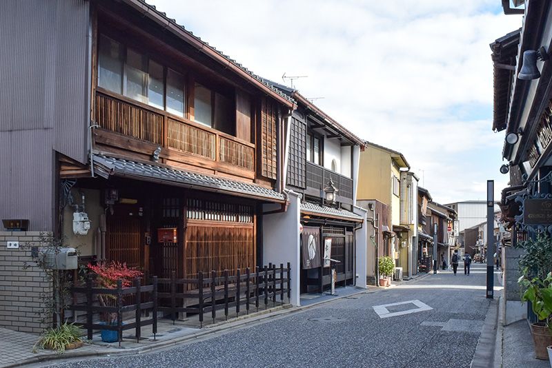 Renovated 1977 Detached House in Kyoto's Nishijin Near Kitano Tenmangu - Thumbnail 2