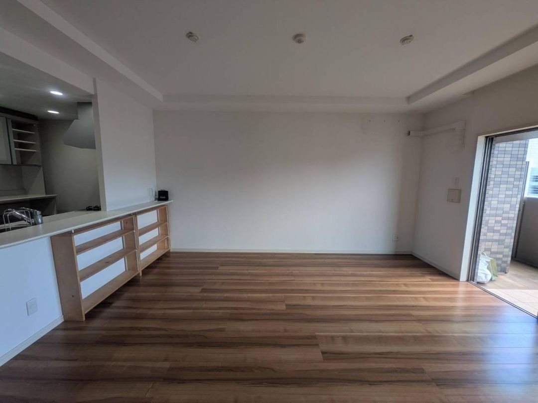 Royal Garden Harimaya-cho 3LDK Apartment for Sale in Kochi - Thumbnail 3