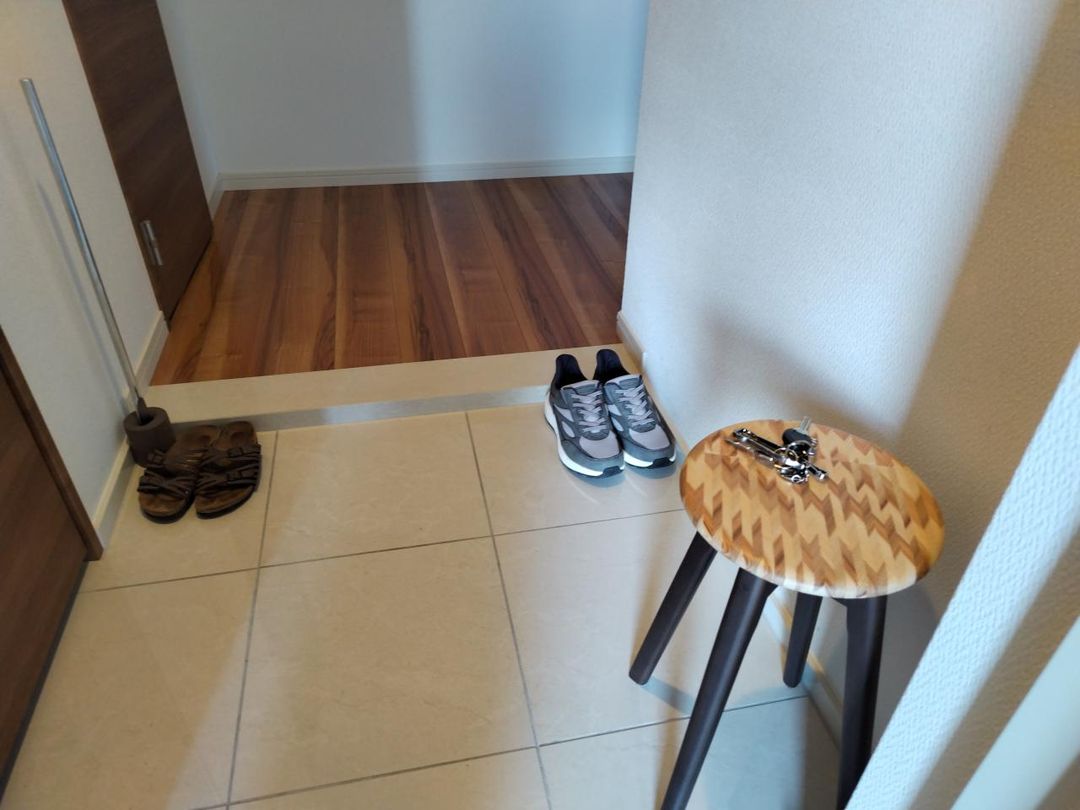 Royal Garden Harimaya-cho 3LDK Apartment for Sale in Kochi - Thumbnail 2