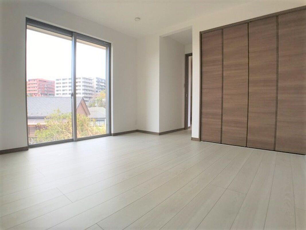 Land for Sale with Custom Build in Yokohama Midori Ward - Thumbnail 2