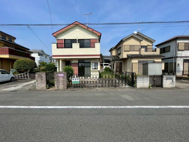 4LDK Wooden House for Sale in Takasaki, Gunma - Near Minami-Takasaki Station - Main Image