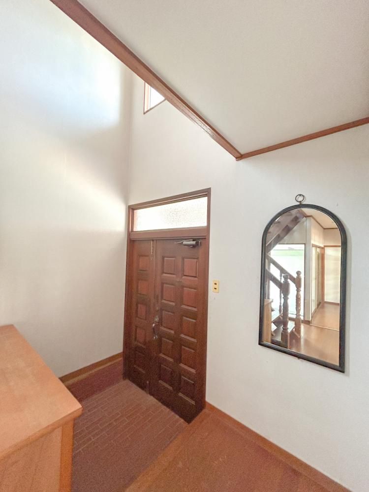 Renovated 3LDK House for Sale in Soja, Okayama Near Higashi-Soja Station - Thumbnail 4