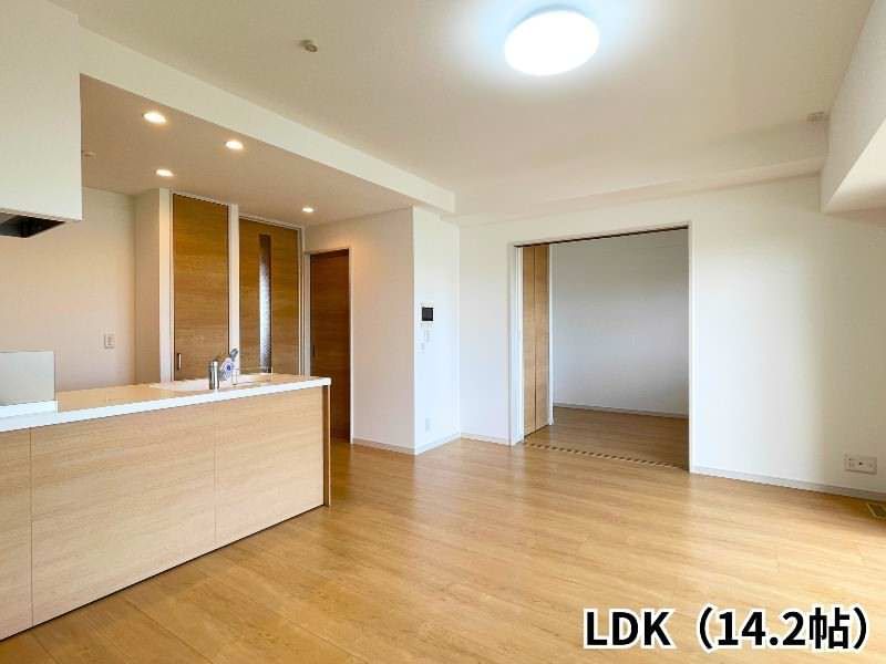 3LDK Apartment for Sale in Ginowan, Okinawa - 62 sqm - Thumbnail 4