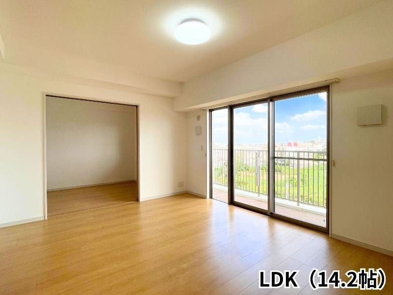 3LDK Apartment for Sale in Ginowan, Okinawa - 62 sqm - Thumbnail 3