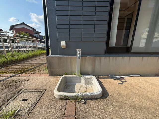 4LDK RC House for Sale in Yonago, Tottori - Thumbnail 3
