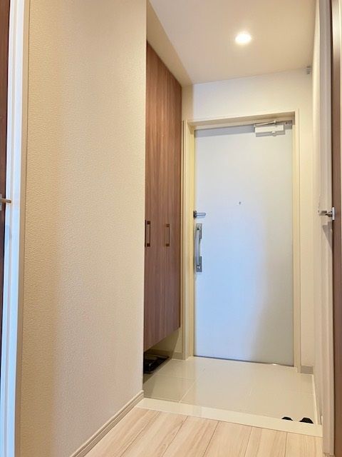 3LDK Apartment for Sale in Matsuyama, Ehime - 10th Floor with Balcony - Thumbnail 3