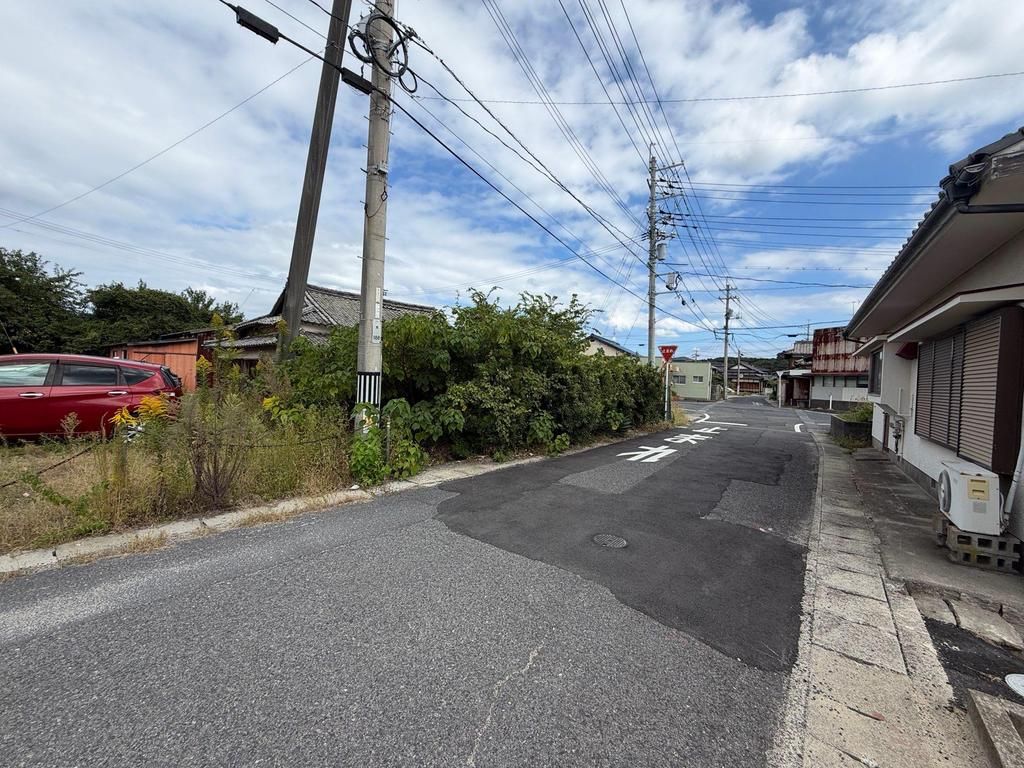 Land with Old House in Suo-Oshima, Yamaguchi - 92.19 sqm - Thumbnail 2