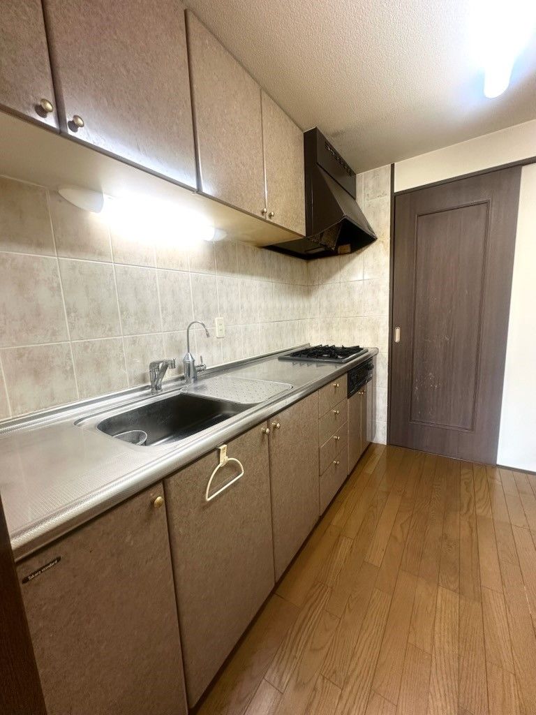 3LDK Tower Condo in Sendai Nagamachi - 31 Stories - Thumbnail 3