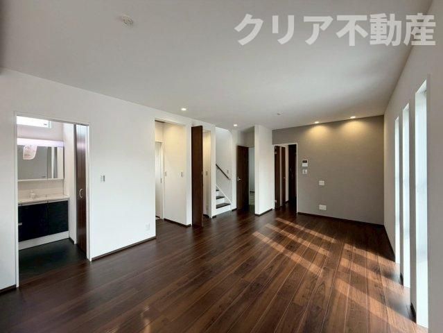 New 4LDK House for Sale in Maebashi, Gunma - Thumbnail 4