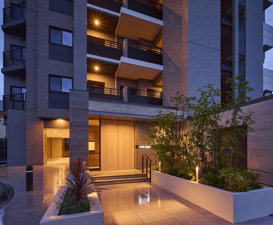 3-Bedroom Modern Apartment in Nakagawa City, Fukuoka - Thumbnail 2