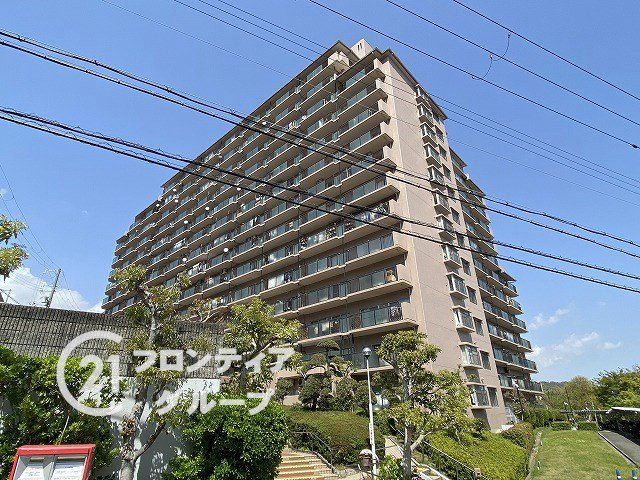 3LDK Apartment near Myōhōji Station, Kobe - Thumbnail 4
