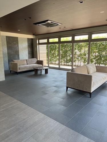 Sun Park Nagamine Minami Glasse 5F 2LDK Apartment for Sale - Thumbnail 3