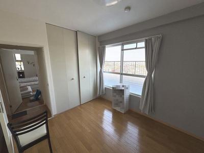 Renovated 4LDK Corner Unit in Lions Mansion Chiyoda — Image 2, Kawachinagano, Osaka