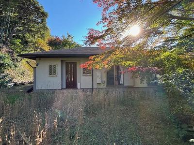 Spacious Hot Spring Villa with Mountain Views in Ito — Image 1, Ito, Shizuoka
