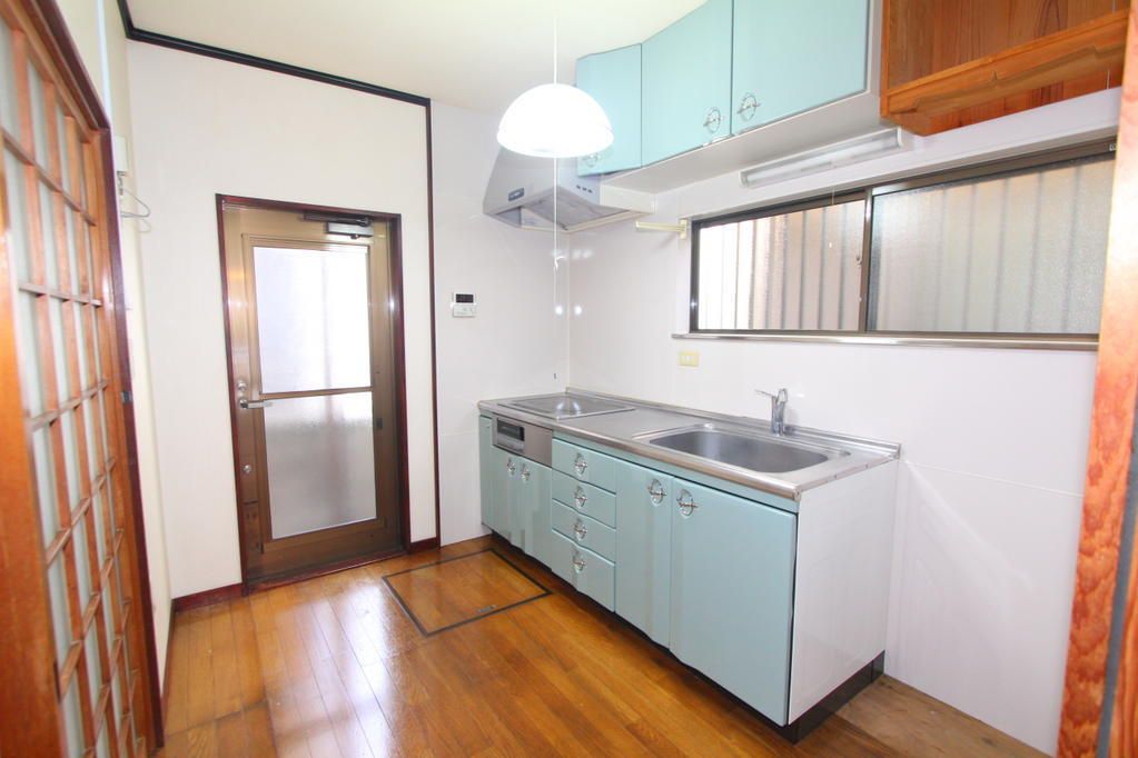 4DK Detached House for Sale in Kameoka, Kyoto - 8.8 Million Yen - Thumbnail 2